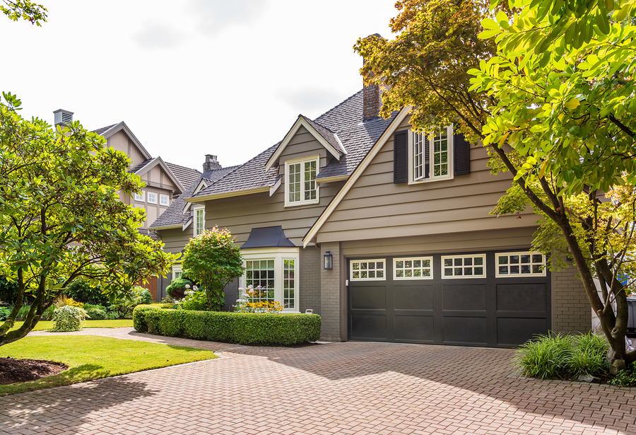 Well maintained home in a nice neighborhood.